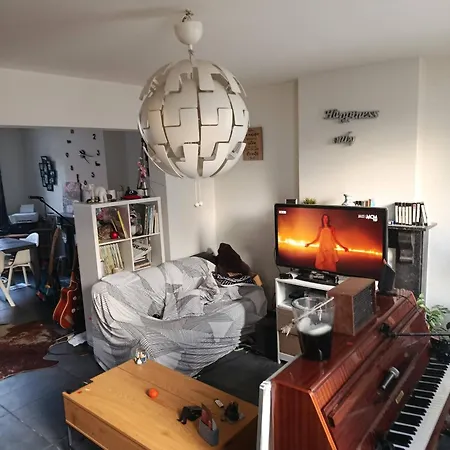 Well Located Place Close To The Castle Hébergement de vacances *