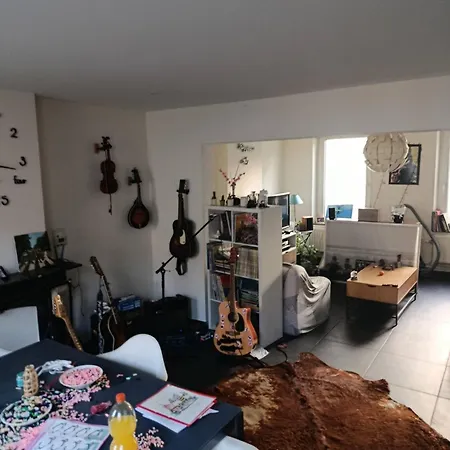 Well Located Place Close To The Castle *